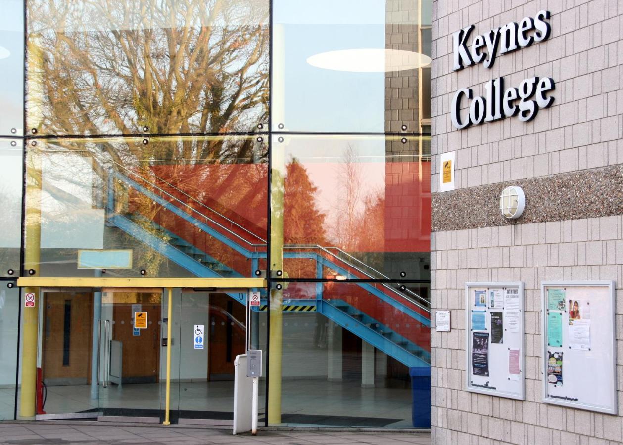 Keynes College Hotell Canterbury Eksteriør bilde